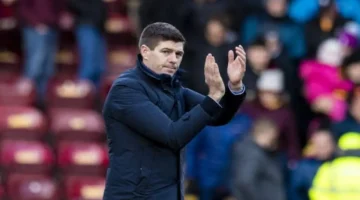 جيرارد في الصدارة.. مرشح رئيسي لخلافة سلوت بليفربول 2025